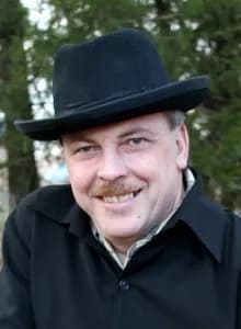 Алексей Варназов