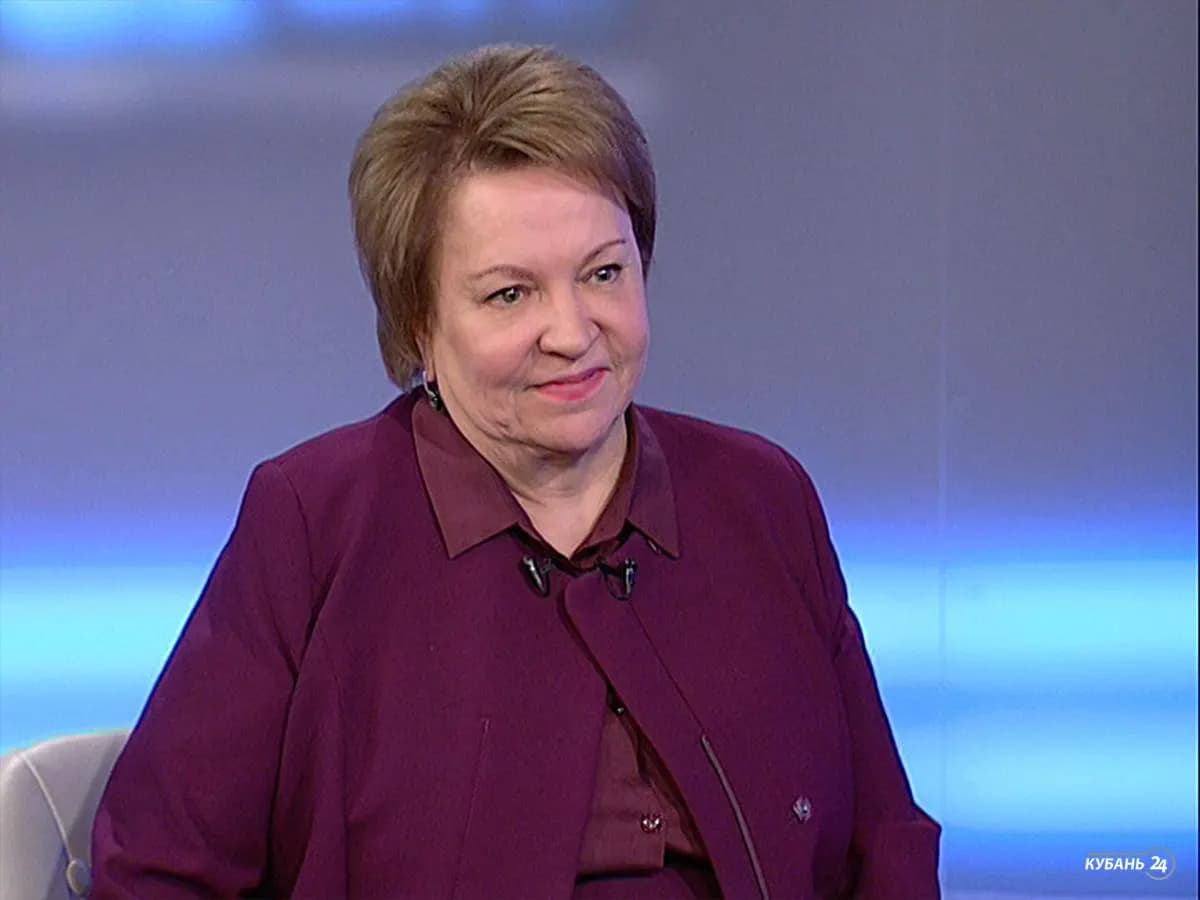 Любовь Попова