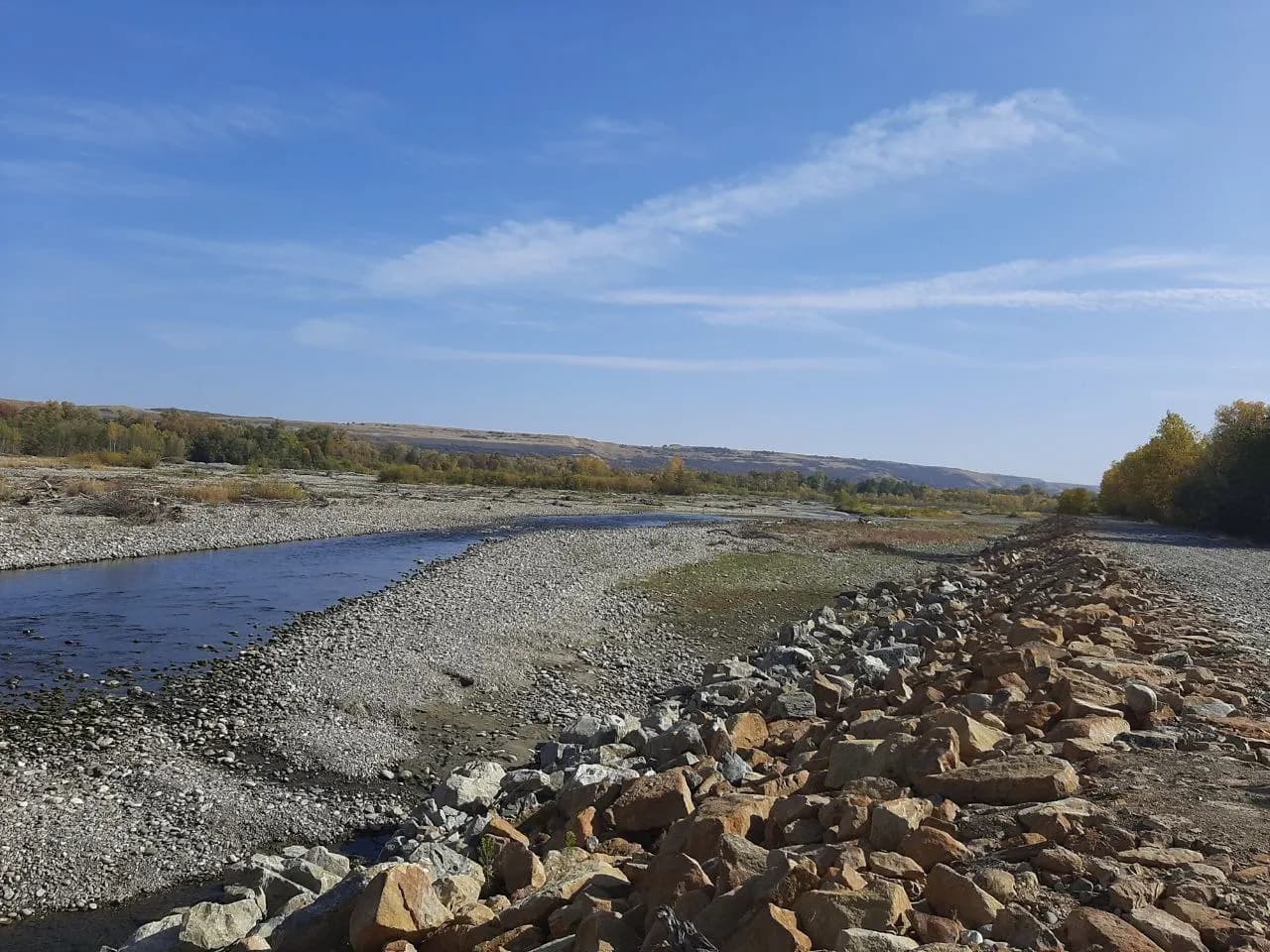 photo1698067878