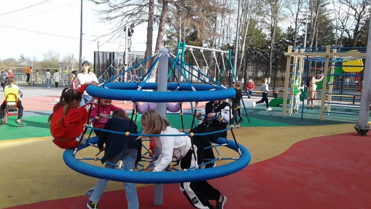 photo1699093474
