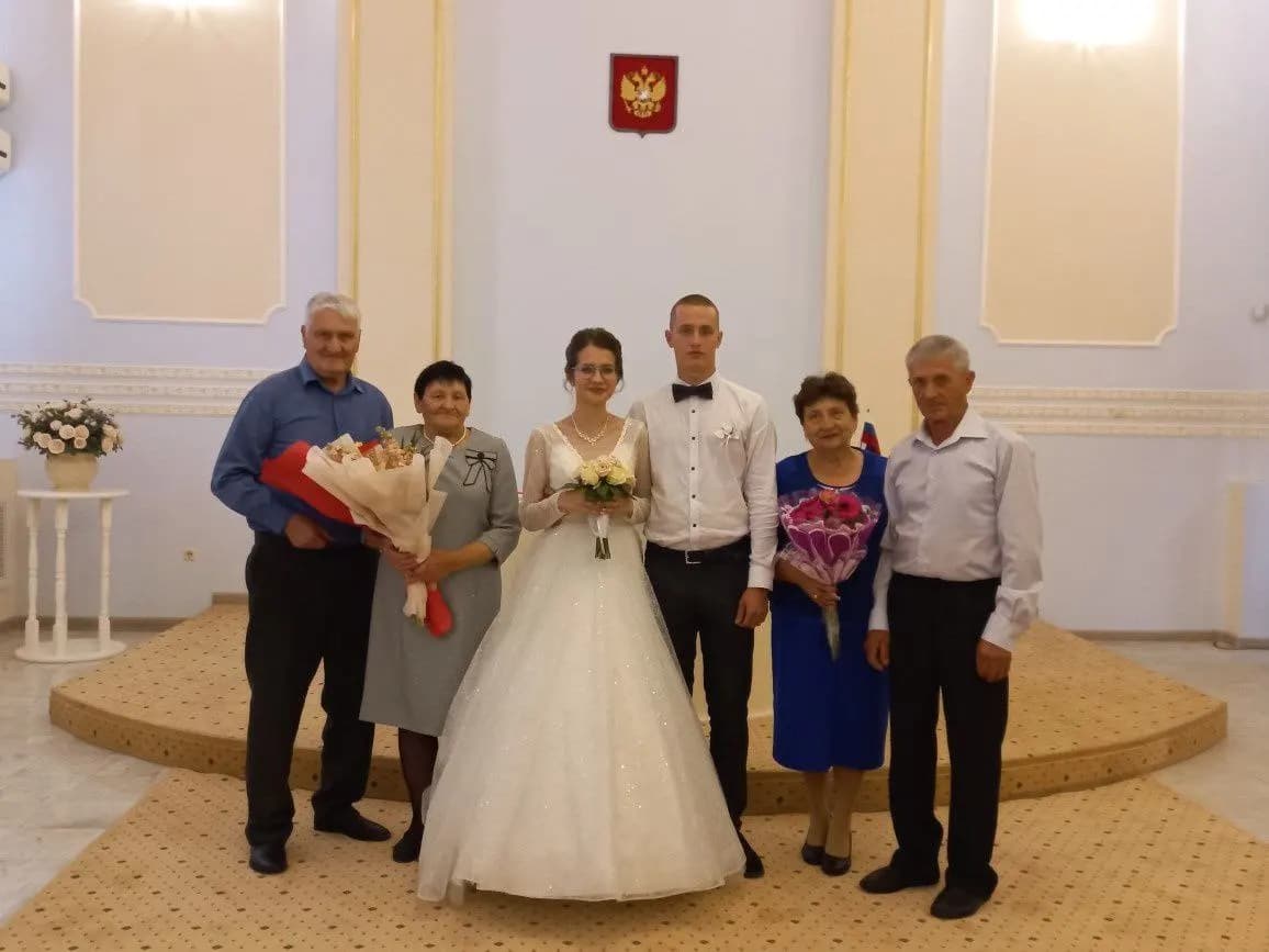 photo1716988789