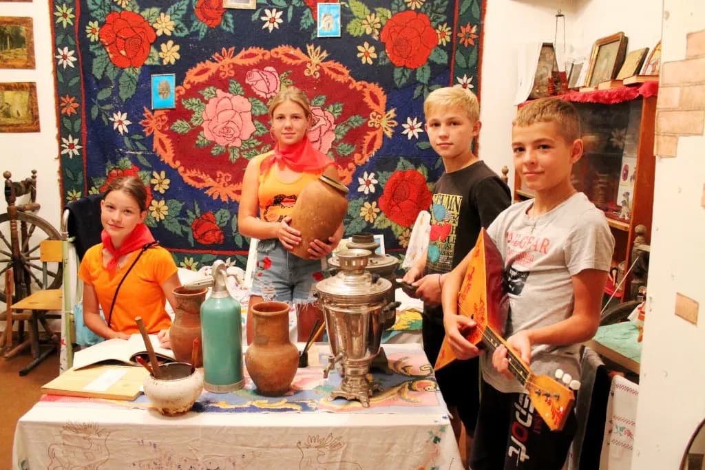 Школьный музей в Переправной