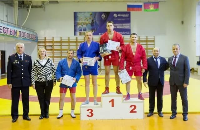 Алексей Стебаев достойно представляет район на турнире по самбо