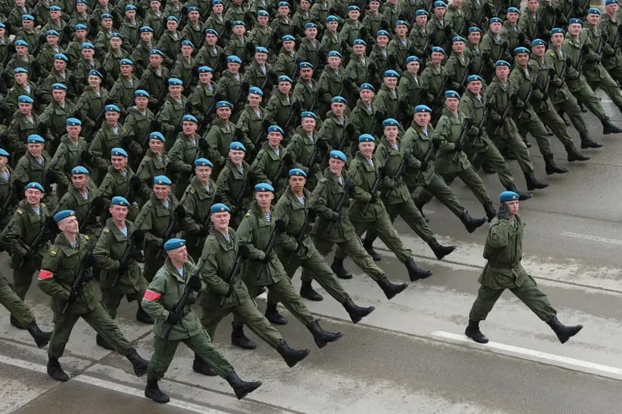 Защитники, в газету шагом марш!