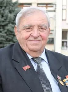 Виктор Котляров