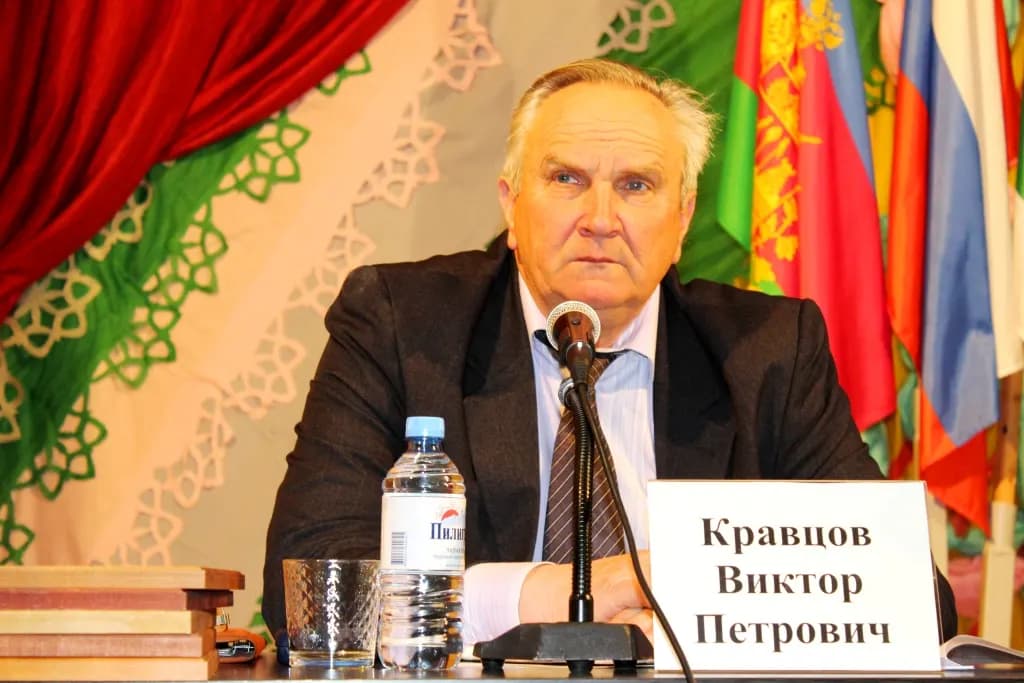 Виктор Кравцов